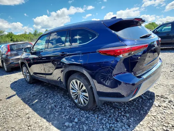 5TDFZRBH1LS001540 2020 TOYOTA HIGHLANDER - Image 2