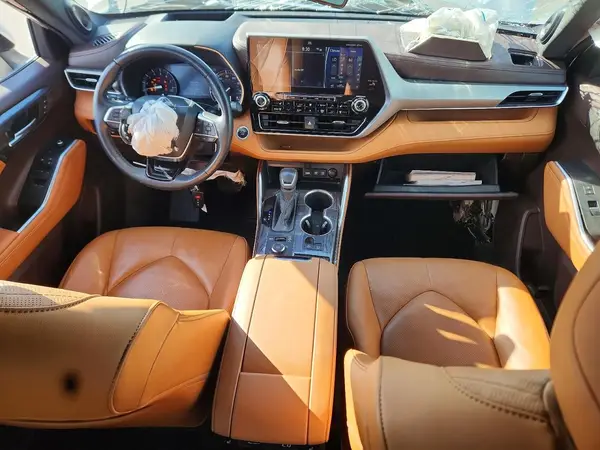 5TDFZRBH1LS014918 2020 TOYOTA HIGHLANDER - Image 8