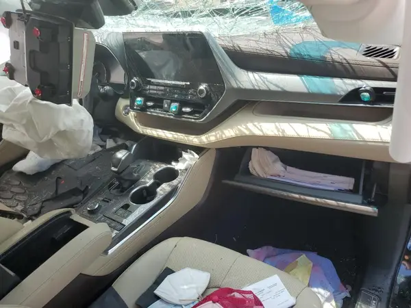5TDFZRBH1NS187146 2022 TOYOTA HIGHLANDER - Image 8