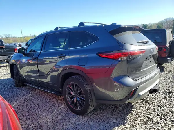 5TDFZRBH1NS191858 2022 TOYOTA HIGHLANDER - Image 2