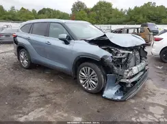 5TDFZRBH1NS211557 2022 TOYOTA HIGHLANDER