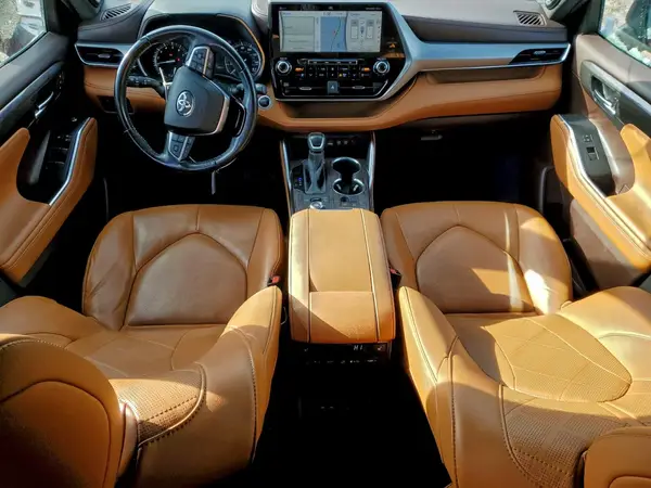 5TDFZRBH2LS038421 2020 TOYOTA HIGHLANDER - Image 8