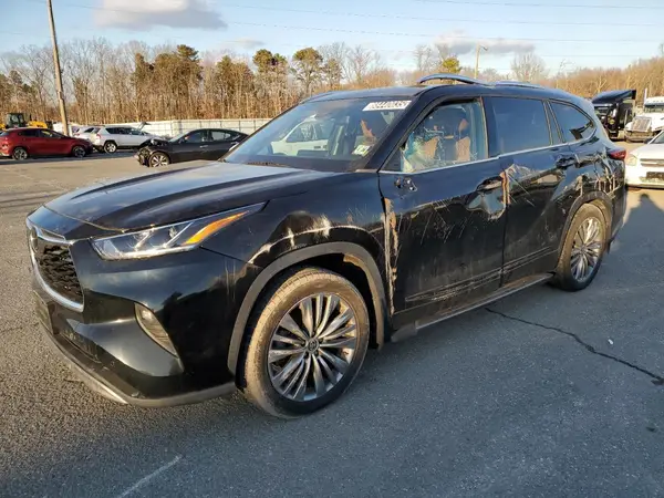 5TDFZRBH2MS080864 2021 TOYOTA HIGHLANDER - Image 1