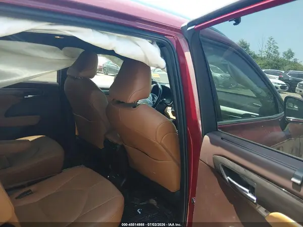 5TDFZRBH2MS157894 2021 TOYOTA HIGHLANDER - Image 8