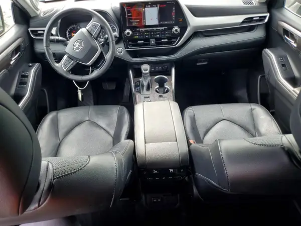 5TDFZRBH2NS221580 2022 TOYOTA HIGHLANDER - Image 8