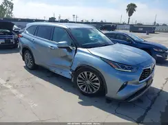 5TDFZRBH3LS001667 2020 TOYOTA HIGHLANDER