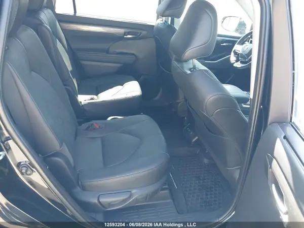 5TDFZRBH3LS031171 2020 TOYOTA HIGHLANDER - Image 8