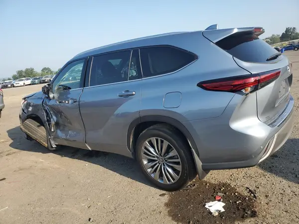 5TDFZRBH3LS033227 2020 TOYOTA HIGHLANDER - Image 2