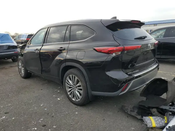 5TDFZRBH3LS047953 2020 TOYOTA HIGHLANDER - Image 2