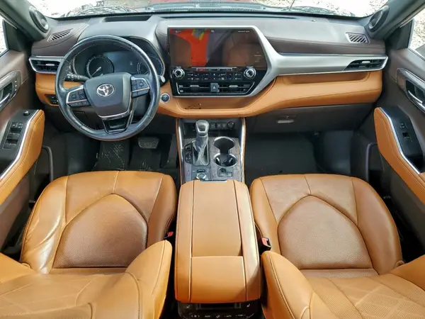 5TDFZRBH3MS086866 2021 TOYOTA HIGHLANDER - Image 8