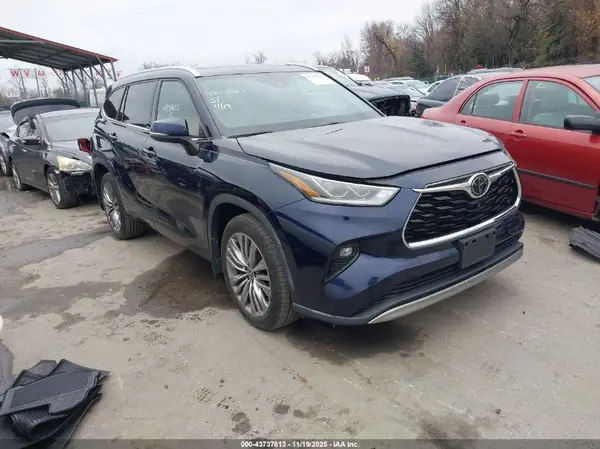 5TDFZRBH3MS124743 2021 TOYOTA HIGHLANDER - Image 1