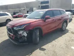 5TDFZRBH3MS131157 2021 TOYOTA HIGHLANDER