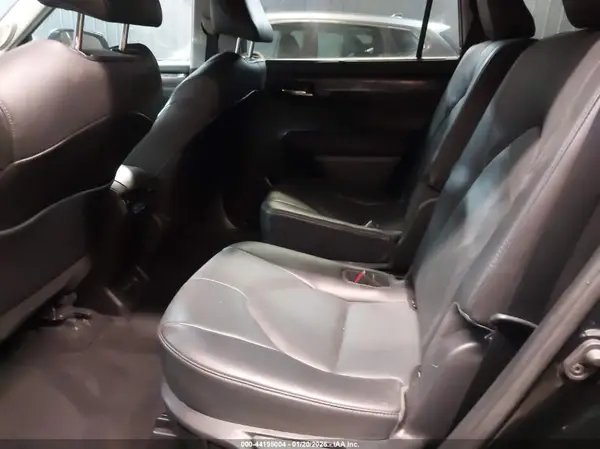 5TDFZRBH3MS149447 2021 TOYOTA HIGHLANDER - Image 8