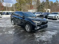 5TDFZRBH3NS193336 2022 TOYOTA HIGHLANDER