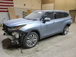 5TDFZRBH3NS219756 2022 TOYOTA HIGHLANDER