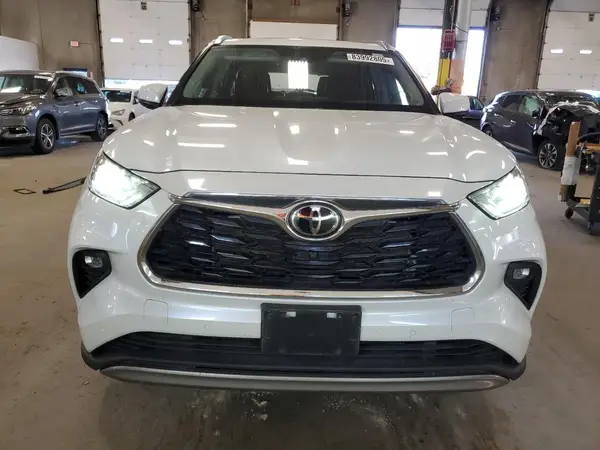 2022 TOYOTA HIGHLANDER COPART lot 83992805 auction photo 5