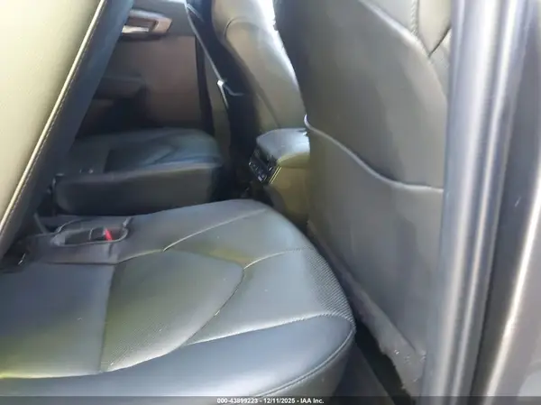 5TDFZRBH3NS232801 2022 TOYOTA HIGHLANDER - Image 8
