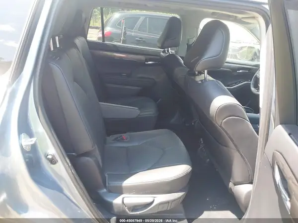 5TDFZRBH4LS008949 2020 TOYOTA HIGHLANDER - Image 8