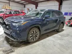 5TDFZRBH4LS023256 2020 TOYOTA HIGHLANDER