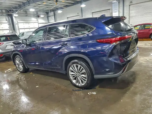 5TDFZRBH4LS028098 2020 TOYOTA HIGHLANDER - Image 2