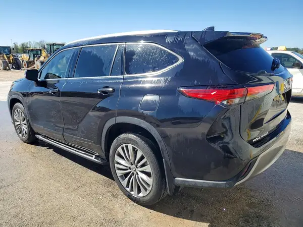 5TDFZRBH4LS035018 2020 TOYOTA HIGHLANDER - Image 2
