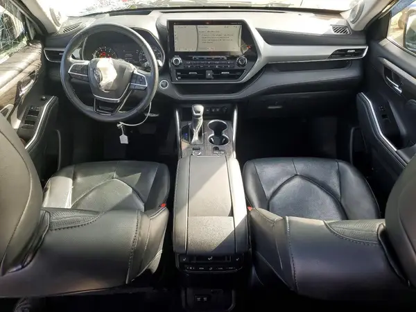 5TDFZRBH4MS078923 2021 TOYOTA HIGHLANDER - Image 8