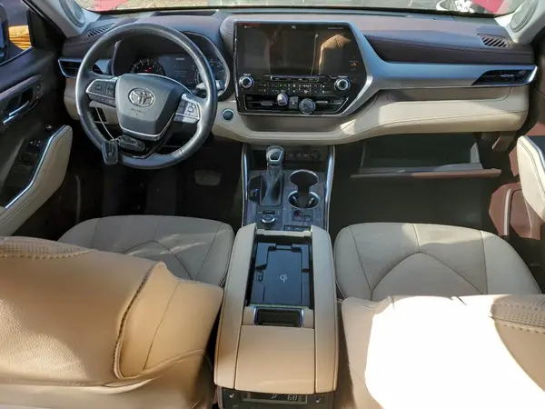 5TDFZRBH4MS089842 2021 TOYOTA HIGHLANDER - Image 8