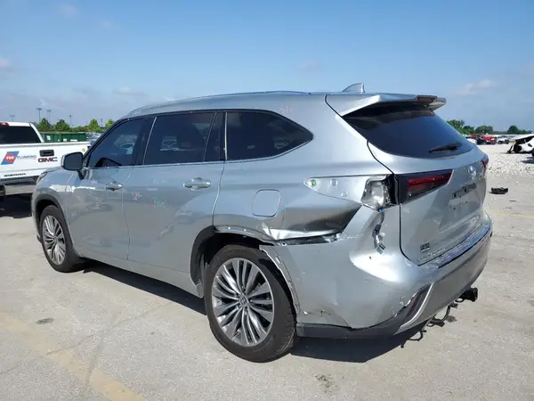 5TDFZRBH4MS092000 2021 TOYOTA HIGHLANDER - Image 2