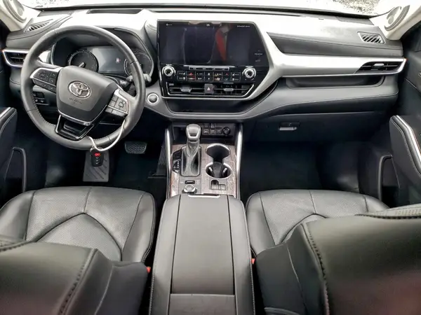 5TDFZRBH4MS093471 2021 TOYOTA HIGHLANDER - Image 8