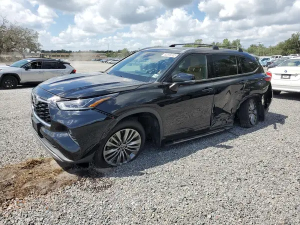 5TDFZRBH4MS102623 2021 TOYOTA HIGHLANDER - Image 1