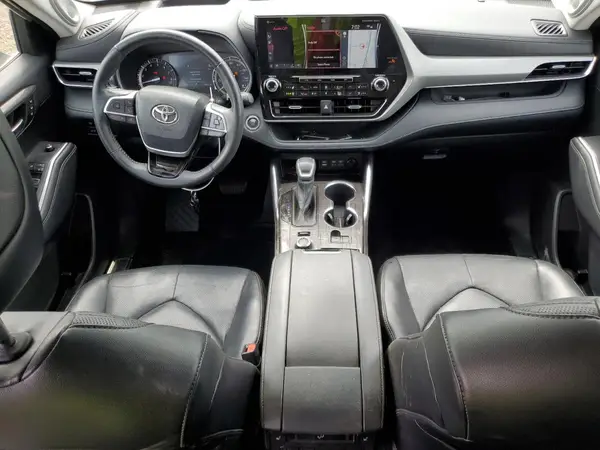 5TDFZRBH4NS236422 2022 TOYOTA HIGHLANDER - Image 8