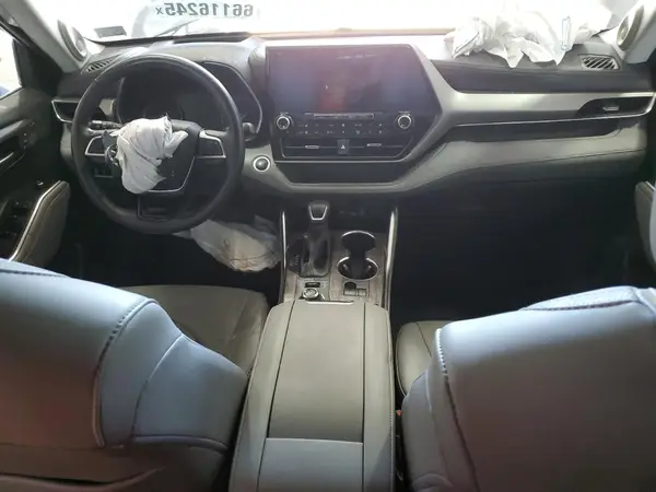5TDFZRBH5LS035674 2020 TOYOTA HIGHLANDER - Image 8
