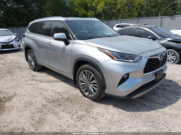 5TDFZRBH5LS052281 2020 TOYOTA HIGHLANDER - Image 1