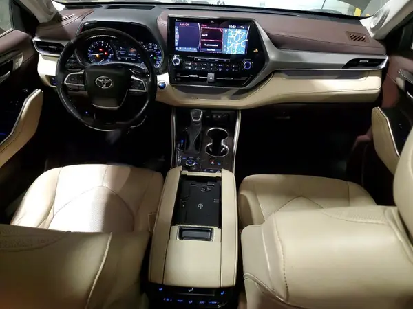 5TDFZRBH5MS073780 2021 TOYOTA HIGHLANDER - Image 8