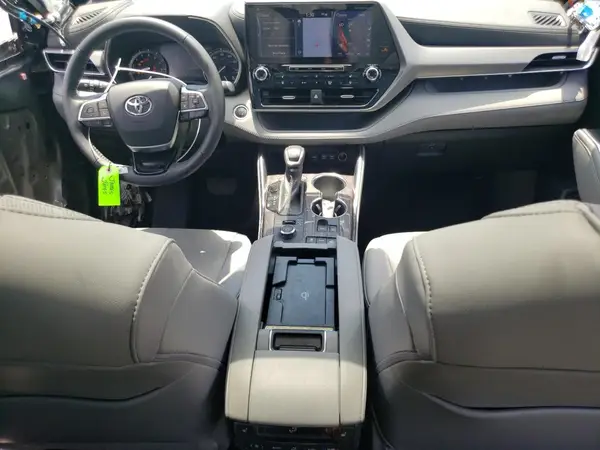 5TDFZRBH5MS075318 2021 TOYOTA HIGHLANDER - Image 8