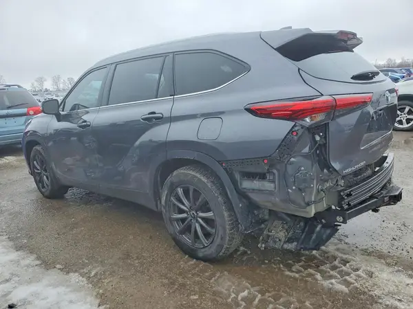 5TDFZRBH5MS107801 2021 TOYOTA HIGHLANDER - Image 2