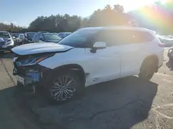 5TDFZRBH5MS131533 2021 TOYOTA HIGHLANDER