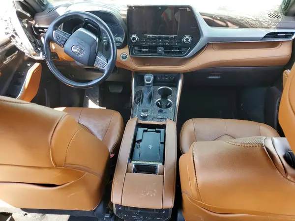 5TDFZRBH5MS148705 2021 TOYOTA HIGHLANDER - Image 8