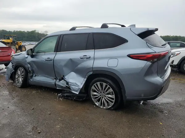5TDFZRBH5MS150003 2021 TOYOTA HIGHLANDER - Image 2