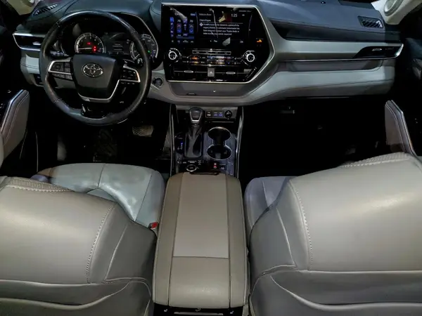 5TDFZRBH5NS184850 2022 TOYOTA HIGHLANDER - Image 8