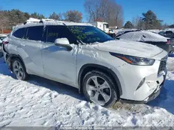 5TDFZRBH5NS222805 2022 TOYOTA HIGHLANDER