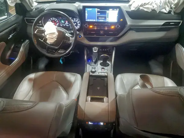 5TDFZRBH6LS029737 2020 TOYOTA HIGHLANDER - Image 8