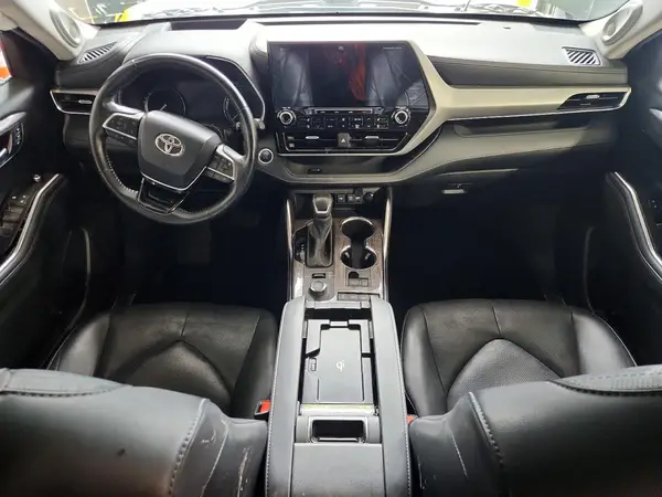 5TDFZRBH6MS086568 2021 TOYOTA HIGHLANDER - Image 8