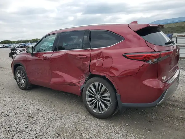 5TDFZRBH6MS098168 2021 TOYOTA HIGHLANDER - Image 2