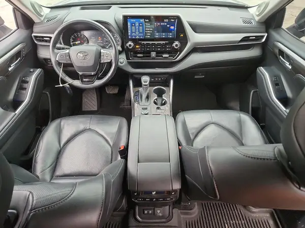 5TDFZRBH6MS120640 2021 TOYOTA HIGHLANDER - Image 8