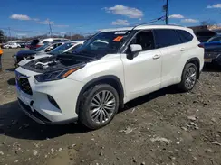 5TDFZRBH6MS135168 2021 TOYOTA HIGHLANDER