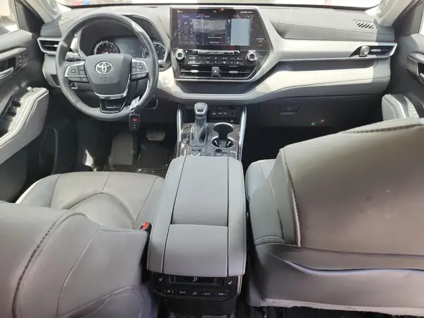 5TDFZRBH6MS156764 2021 TOYOTA HIGHLANDER - Image 8