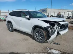 5TDFZRBH6NS161397 2022 TOYOTA HIGHLANDER