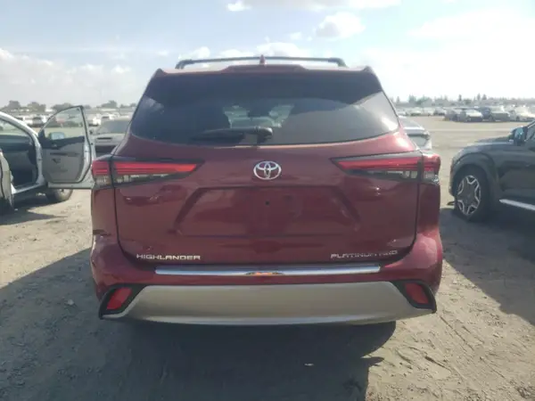 2022 TOYOTA HIGHLANDER auction photo 6