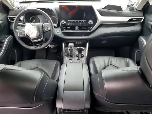 5TDFZRBH6NS226507 2022 TOYOTA HIGHLANDER - Image 8